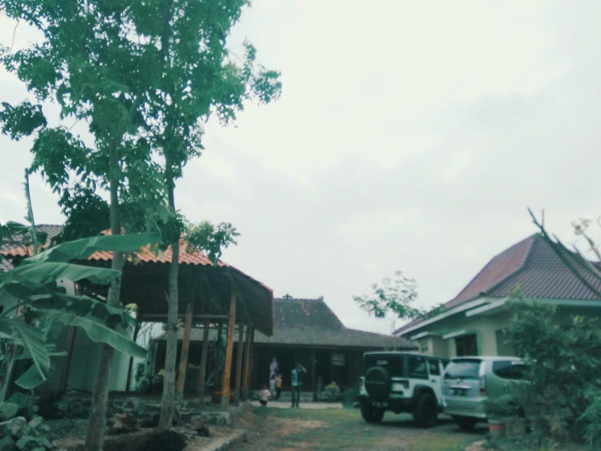 Rumah Limas Джокьякарта Экстерьер фото